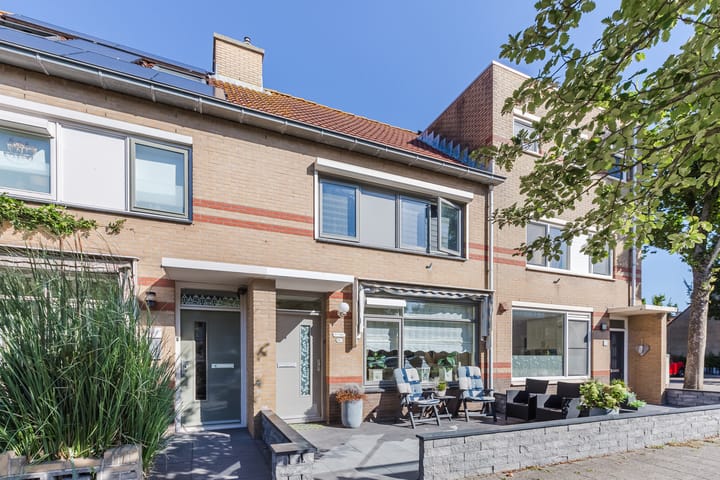 Melkweg 56 in Katwijk foto