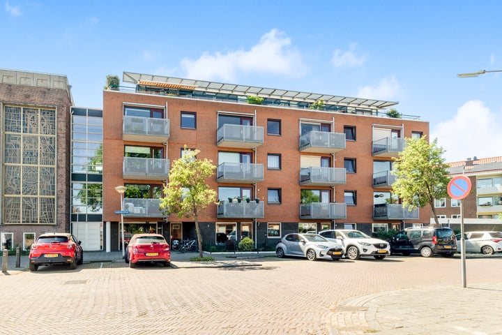 Mercuriusstraat 104 in IJmuiden foto