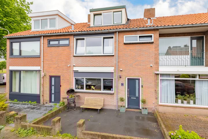 Mercuriusstraat 26 in IJmuiden foto