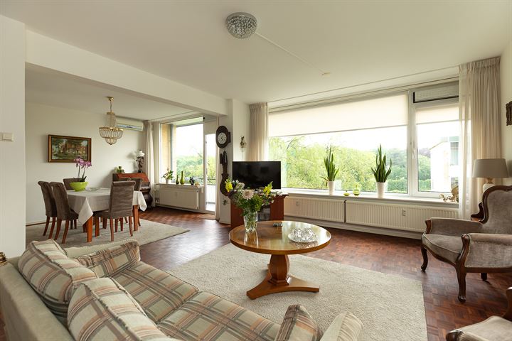 Merelhof 115 in Bussum foto