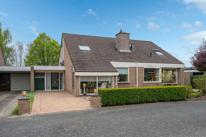 Merellaan 15 in Nieuwe Pekela foto