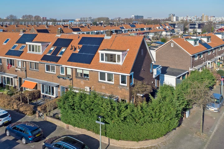 Merellaan 2 in Vlaardingen foto