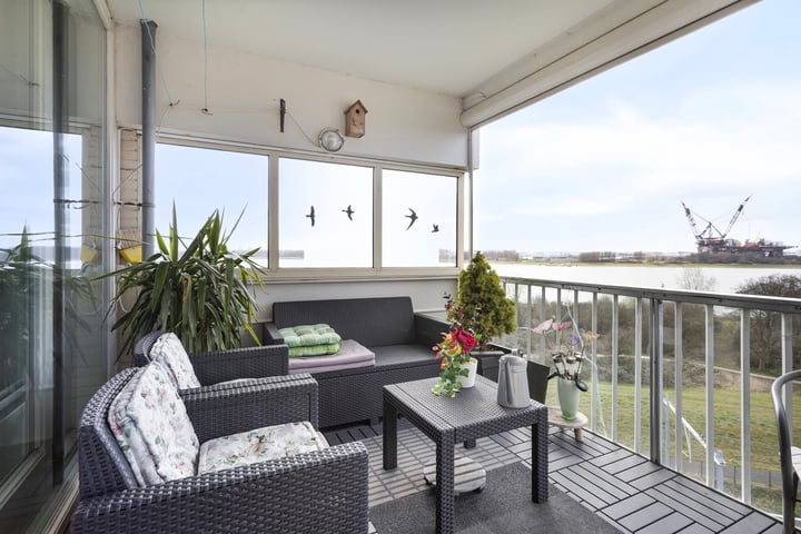 Merellaan 527 in Maassluis foto