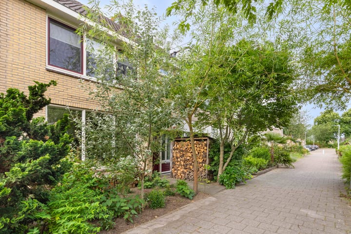 Foto van woning Merellaan 77, Capelle aan den IJssel