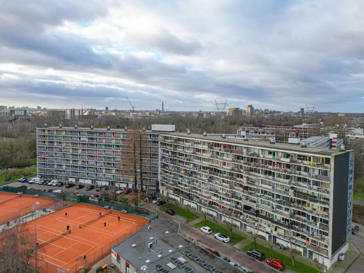 Merendonk 101 in Leiden foto