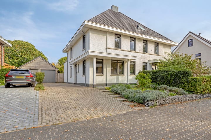 Merijntje Gijzenlaan 27 in Bergen op Zoom foto