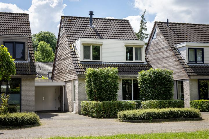 Merketon 27 in Uden foto