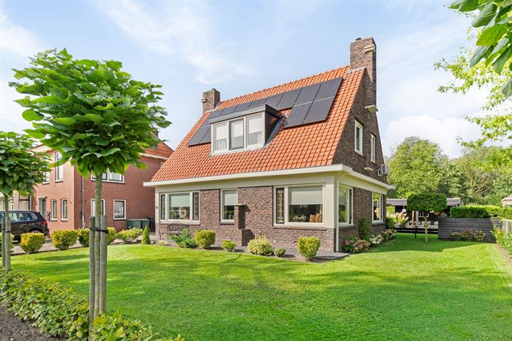 Mernaweg 16 in Wehe-den Hoorn foto
