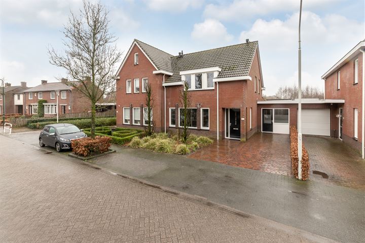 Merodelaan 30 in Oirschot foto