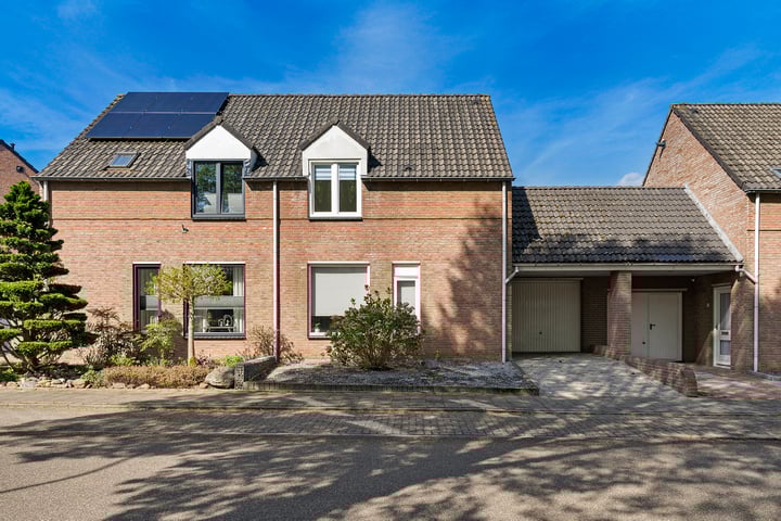 Merovingenstraat 35 in Sittard foto