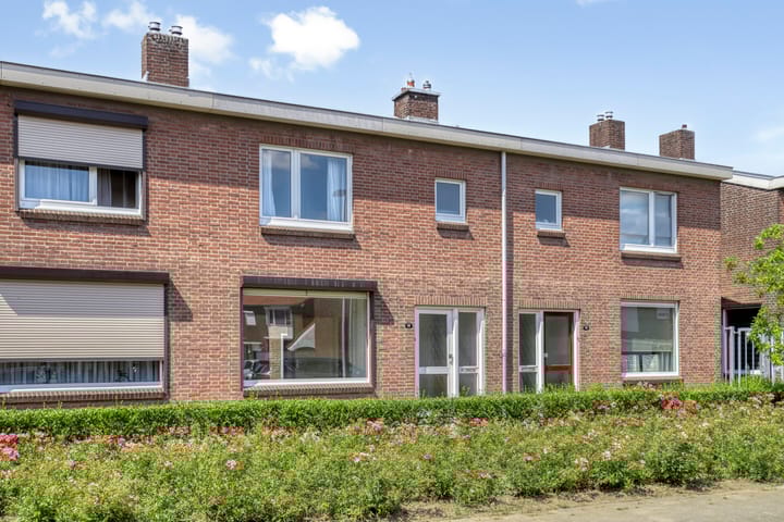 Merovingenstraat 42 in Maastricht foto