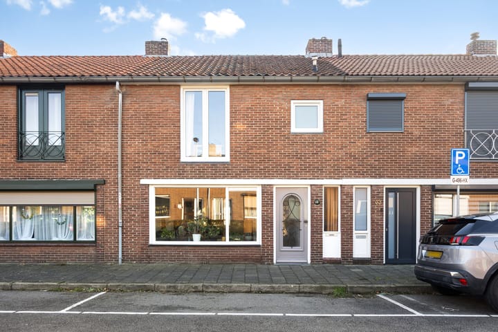 Merovingenstraat 61 in Maastricht foto