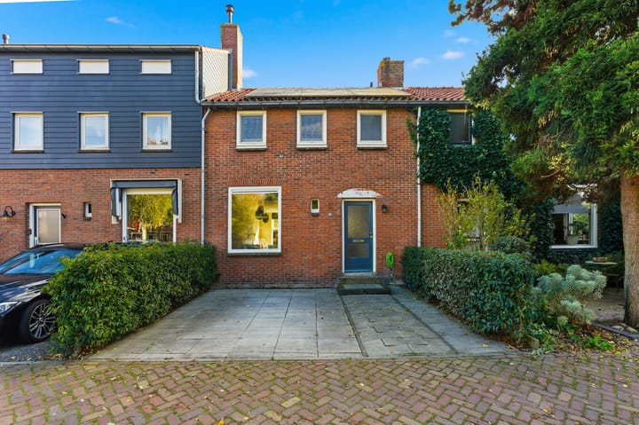 Merwedeweg 25 in Alblasserdam foto