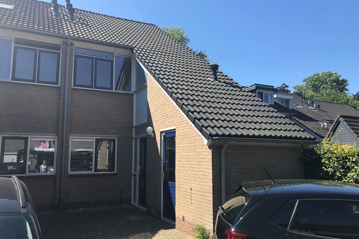 Mesdaghout 15 in Nunspeet foto