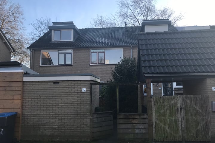 Mesdaghout 19 in Nunspeet foto