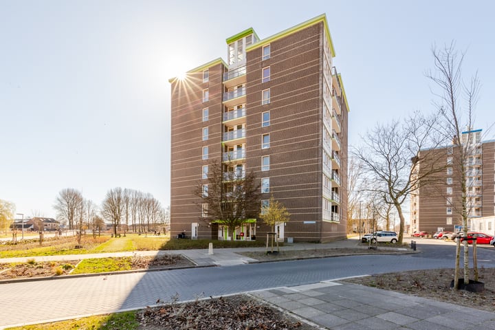 Messiaenplantsoen 82 in Almere foto