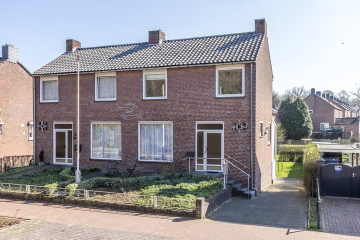 Mesweg 38 in Eys foto