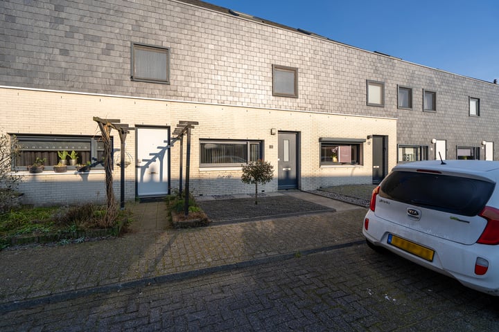 Metslawierstraat 19 in Tilburg foto