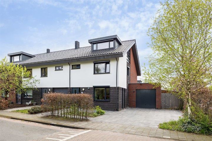 Mevrouw Inden-Reisslaan 5 in Den Dolder foto