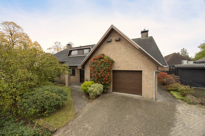 Mezendonk 22 in St. Willebrord foto