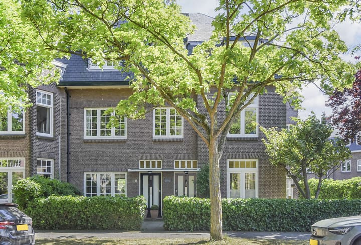 Mezenlaan 12 in 's-Gravenhage foto