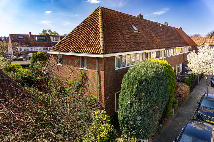 Mezenstraat 12 in Hilversum foto