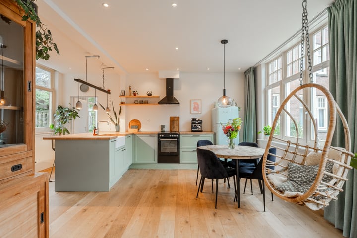 Mezenstraat 2 in Amsterdam foto