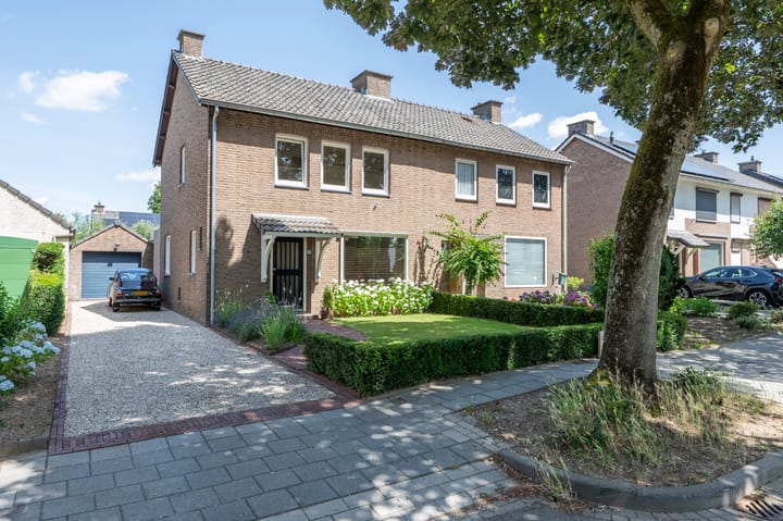 Mgr d'Arbergstraat 15 in Elsloo