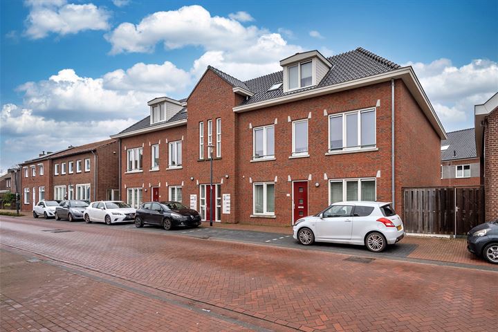 Mgr. Hanssenstraat 21A in Oostrum foto