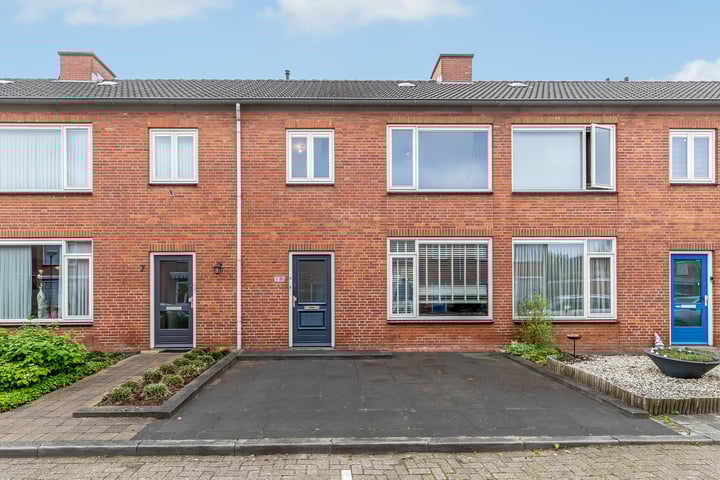 Mgr. Hilhorststraat 5 in Gemert foto