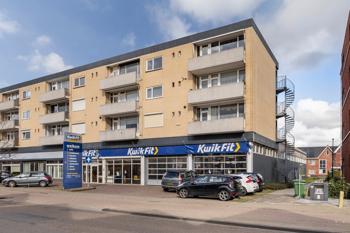 Foto van woning Mgr. W.M. Bekkerslaan 12, Maassluis