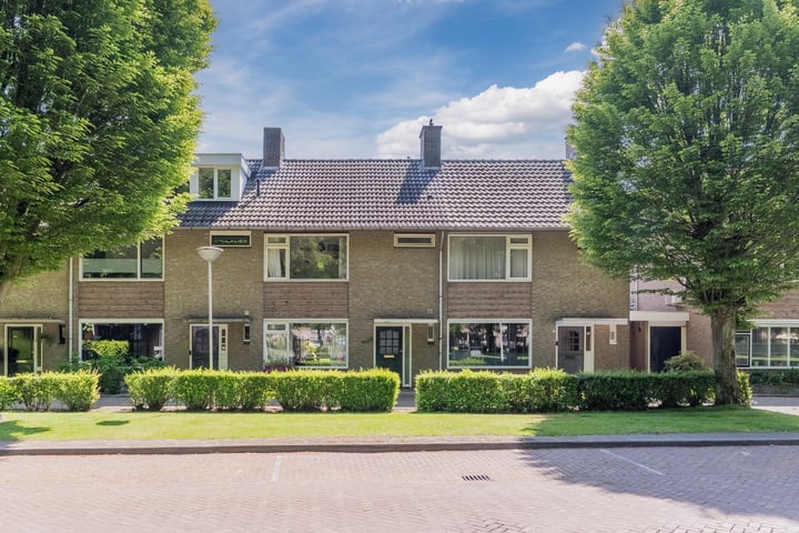 Mgr. Zwijsenstraat 66 in Best