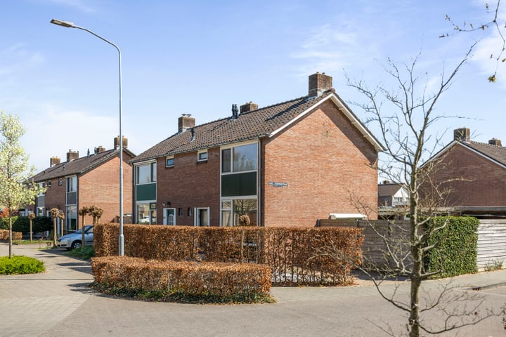 Michiel de Ruyterstraat 71 in Twello foto