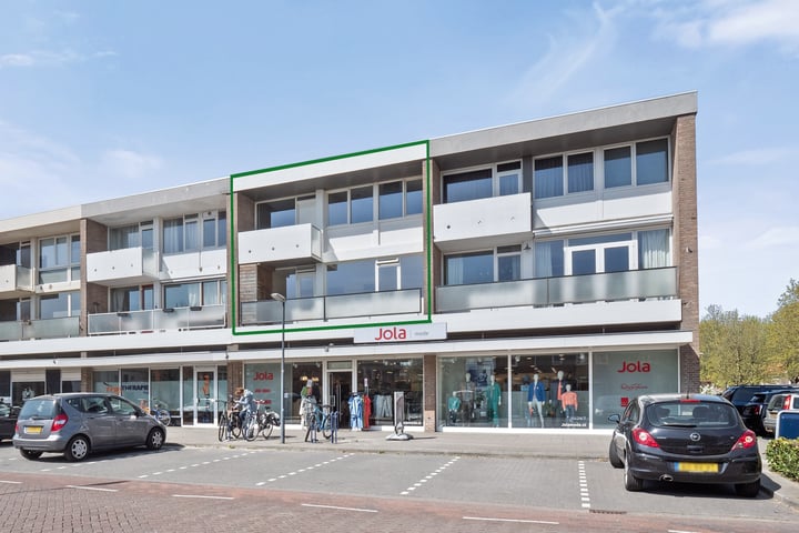 Michiel de Ruyterweg 103A in Vught foto