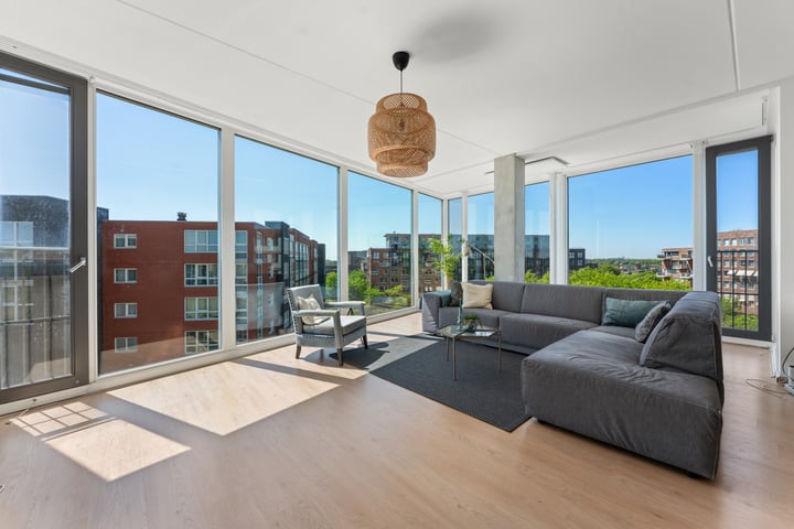 Middeldijkerplein 270 in Barendrecht foto
