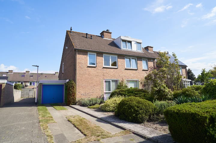 Middelgraaf 45 in Tilburg