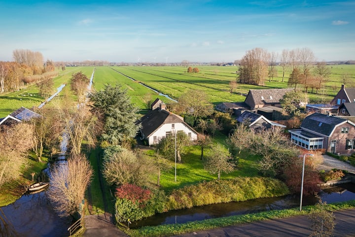 Middelkoop 58 in Leerbroek foto