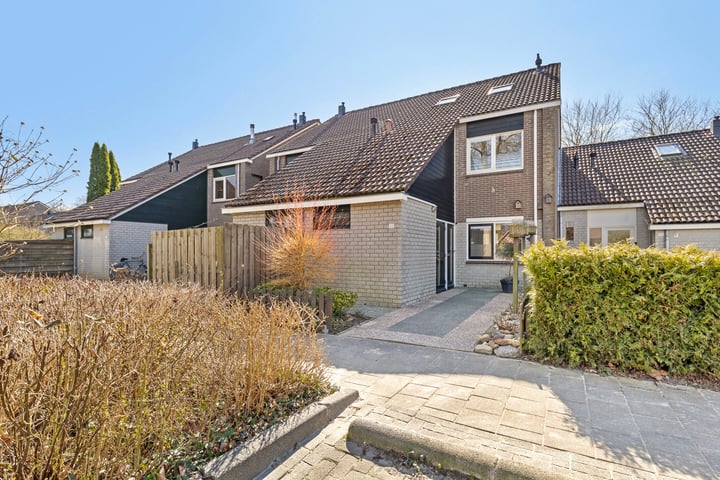 Middelplaat 22 in Emmeloord foto