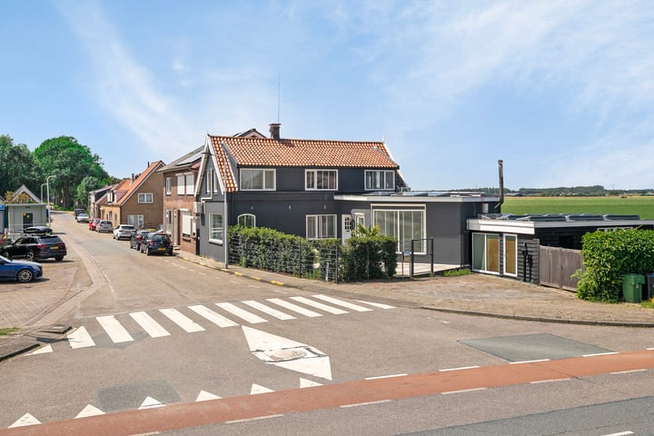 Foto van woning Middelsluissedijk WZ 2, Numansdorp