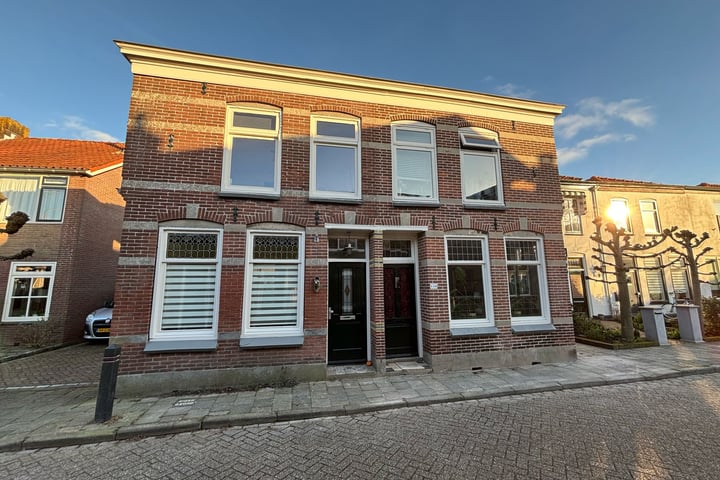 Middelweg 157 in Uitgeest foto