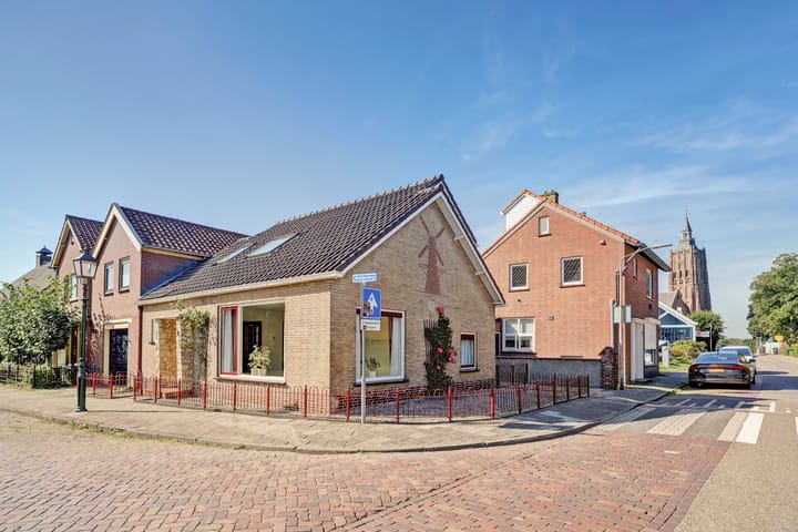 Middelweg 2 in Asperen foto