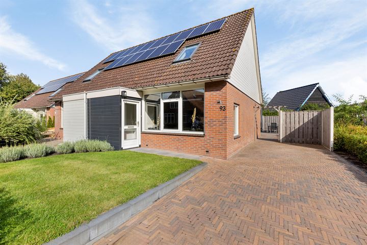 Midden 93 in Wapserveen foto