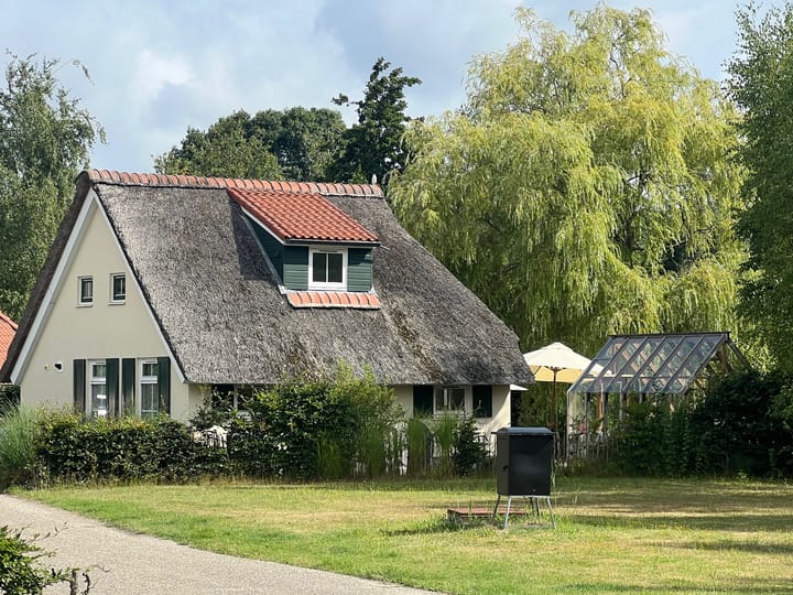 Midden Peelweg 5T-222 in Sevenum foto