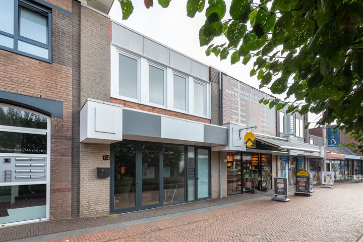 Middenbaan 72b in Barendrecht foto