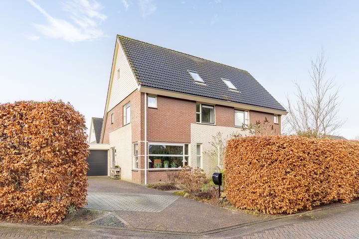 Middenbolder 4 in Stadskanaal foto