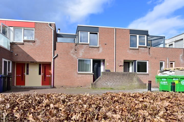 Middenhof 304 in Almere