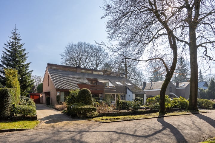 Middenlaan 14 in Doorn foto