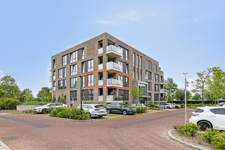 Middenstip 9 in Terheijden