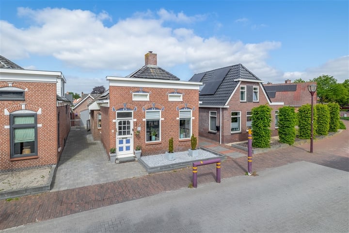Middenweg 8 in Muntendam foto
