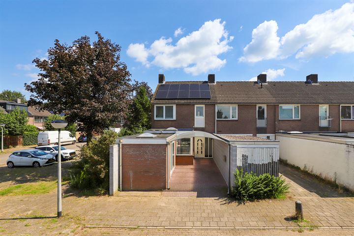 Midwoldastraat 1 in Arnhem foto